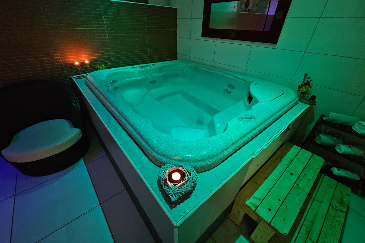 ALBERGO RUDY DI SINGH SATWANT & C. S.A.S. | Pool & Spa | 0